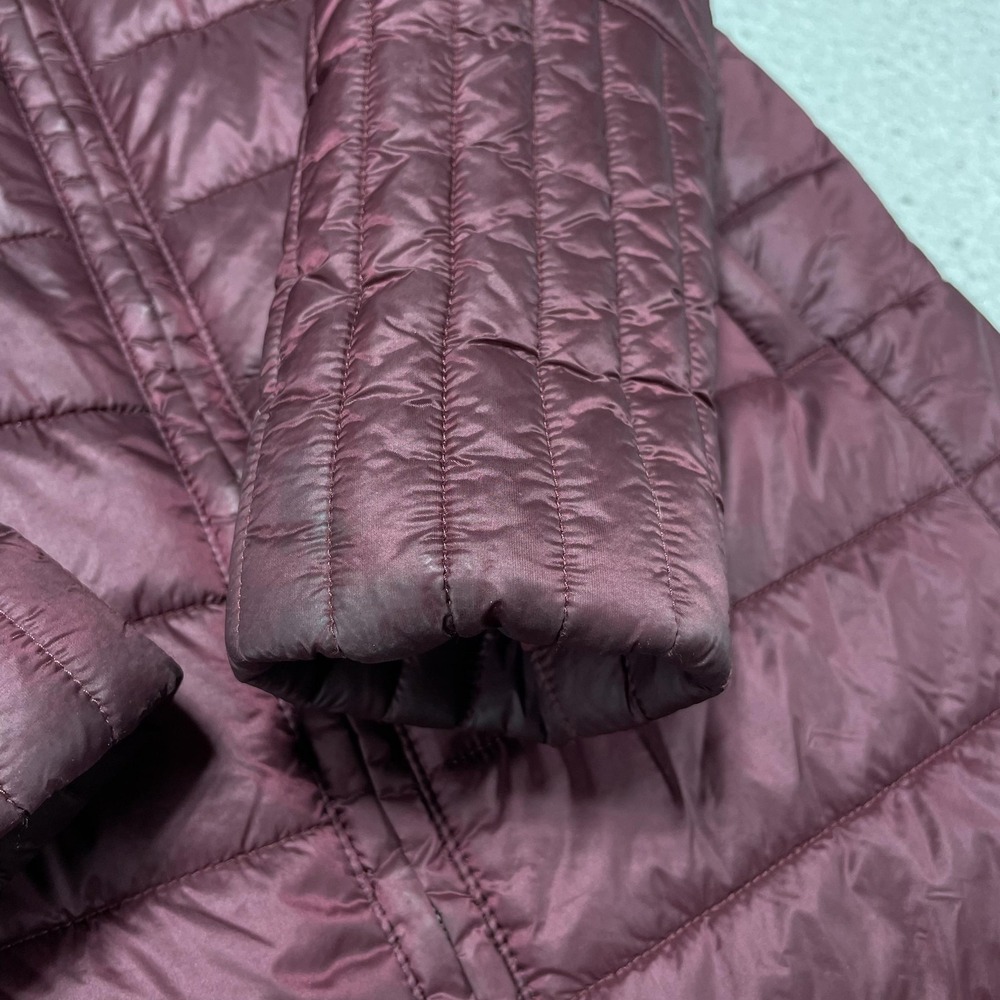 Patagonia Coat Womens Small Purple Quilted Insulated Puffer Parka‎ Jacket - Picture 5 of 13